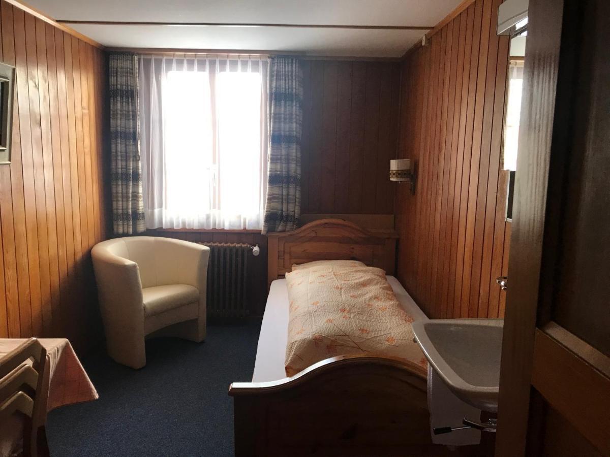 Hotel Zur Post Kandersteg Exteriör bild